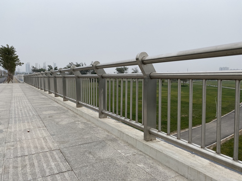 不锈钢护栏的操作技术