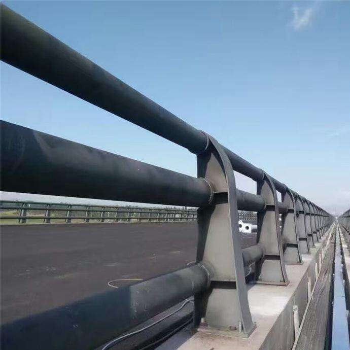 桥梁护栏的施工方法